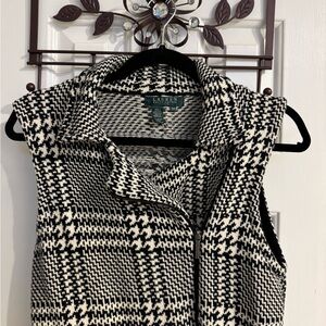 Ralph Lauren Black & White Zip- Front Sweater Vest w/ Unique Pattern